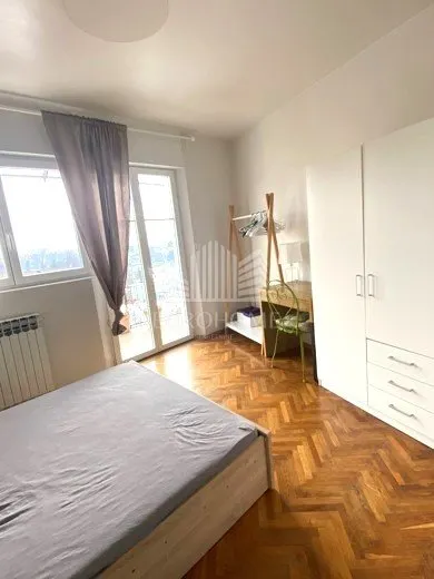 Kuća - Donji Grad, 322m2