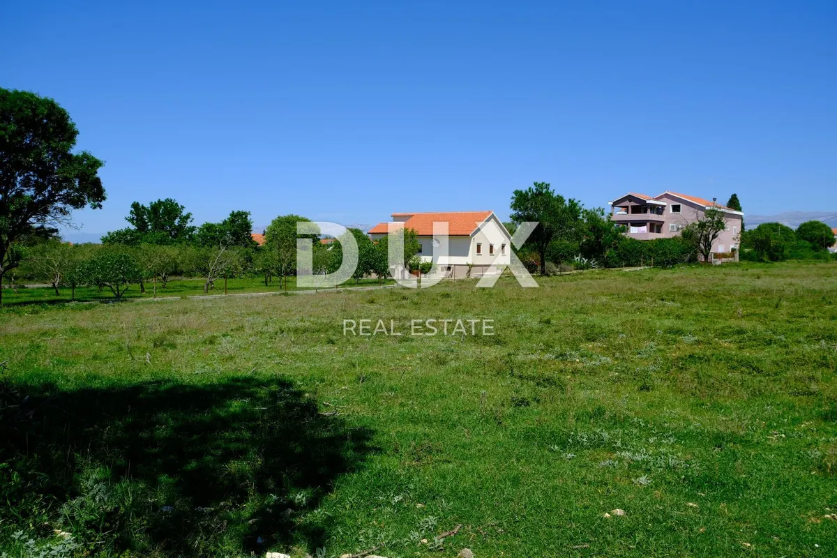 Zemljište - Vrsi, 1308m2