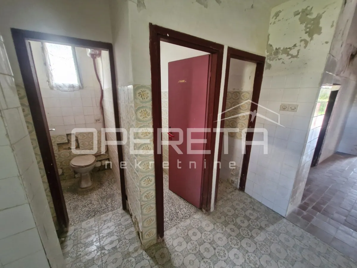 Zgrada - Kraljevec na Sutli, Kraljevec na Sutli, Kraljevec na Sutli, 1820m2