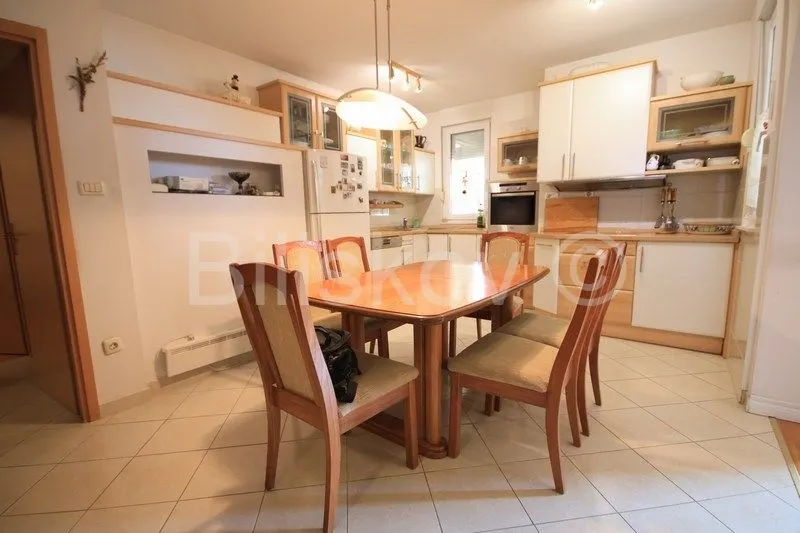 Stan - Mertojak, Split, 93m2