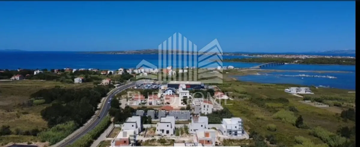 Zemljište - Privlaka, 1600m2
