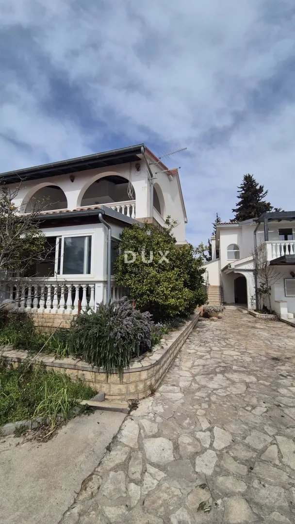 Kuća - Vodice, 350m2