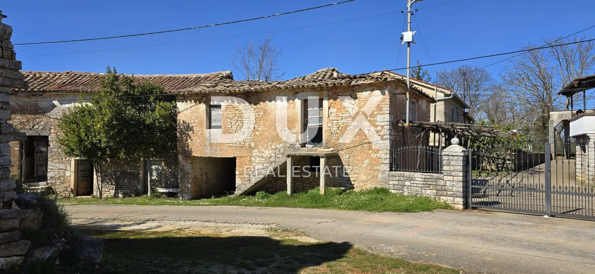 Kuća - Žminj, 250m2