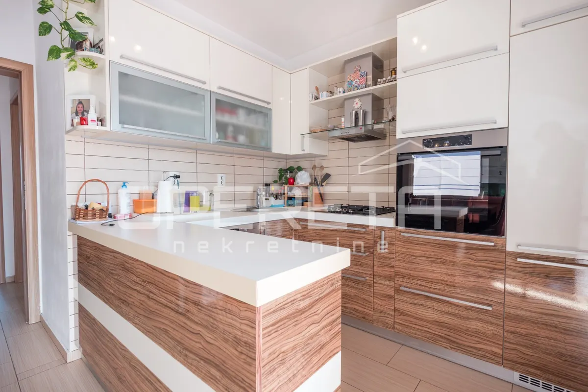 House - Ivana Sandelića, Sesvete, Zagreb, 400m2