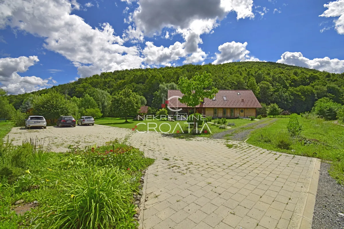 House - Ivanec, 342m2