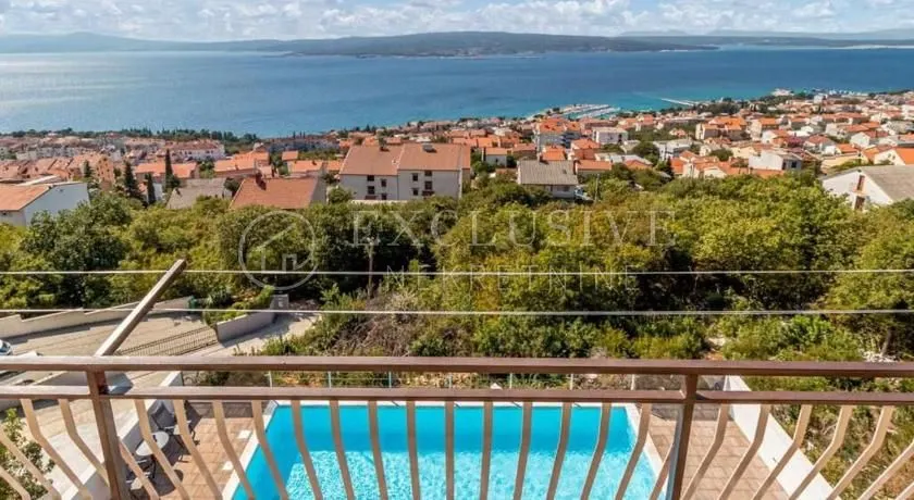 House - Crikvenica, 800m2