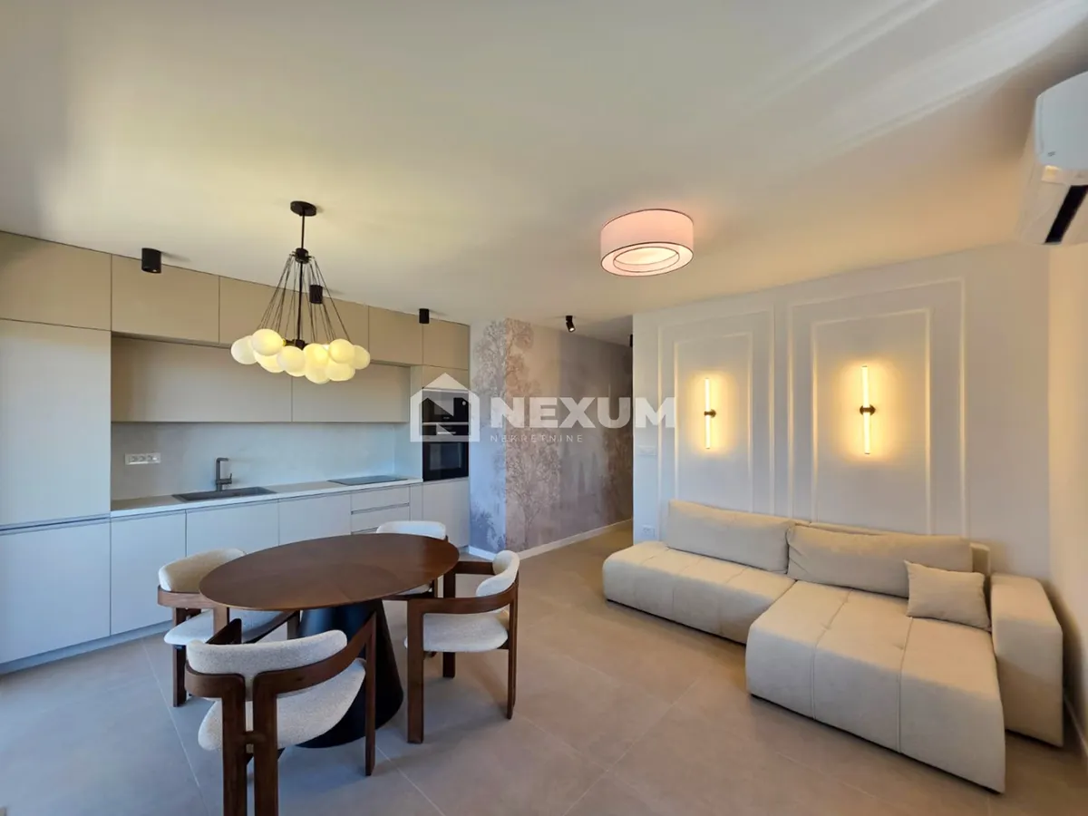 Stan - Trogir, 63m2