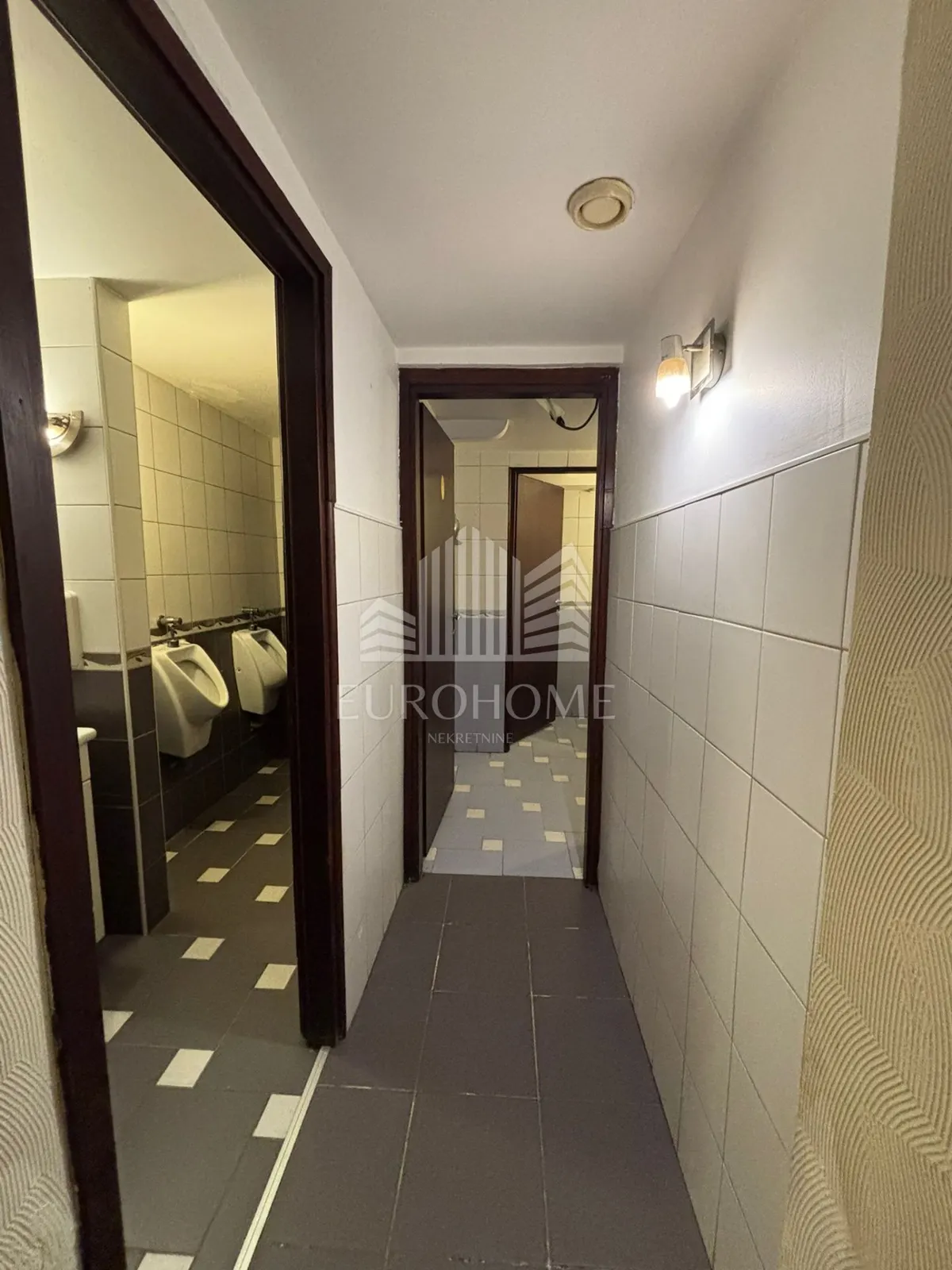 Commercial Space - Trnje, 160m2