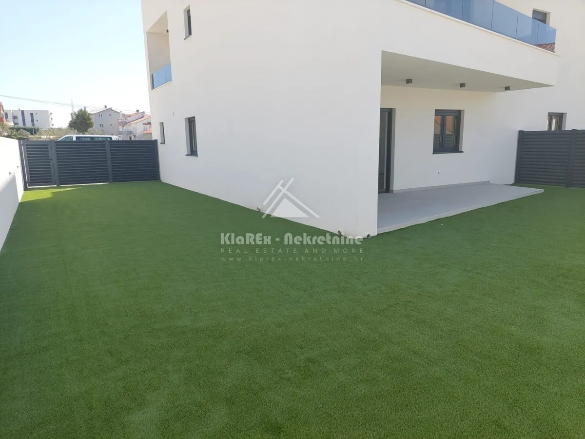 Stan - Vodice, 172.73m2