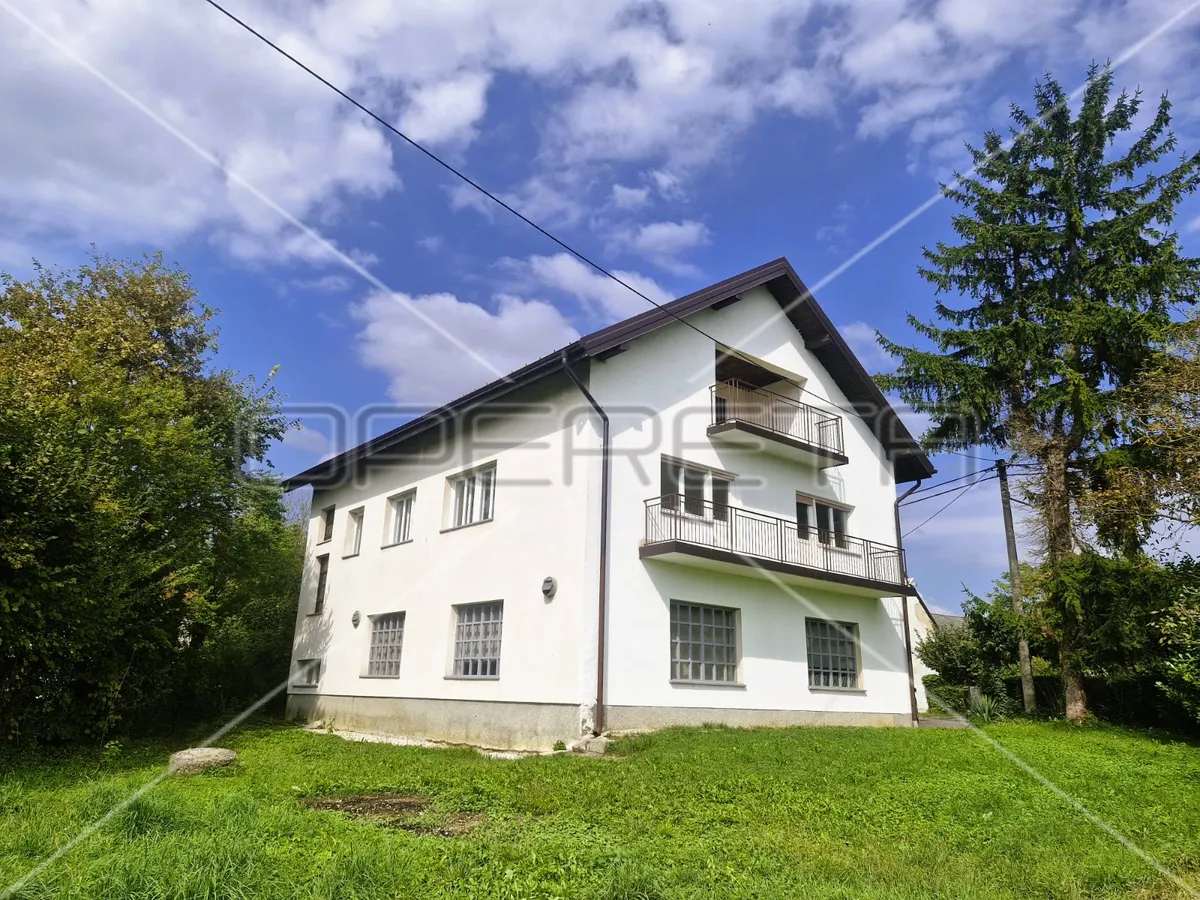 Kuća - Kraljevec na Sutli, Kraljevec na Sutli, Kraljevec na Sutli, 456.5m2