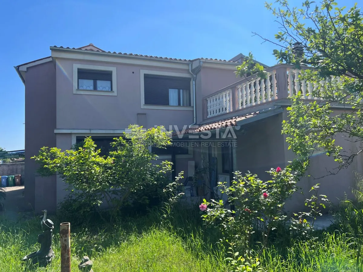 Kuća - Pula, 294m2