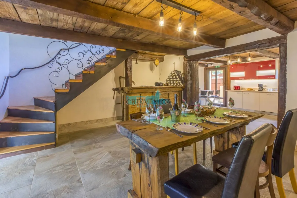 Kuća - Vinodolska Općina, 300m2