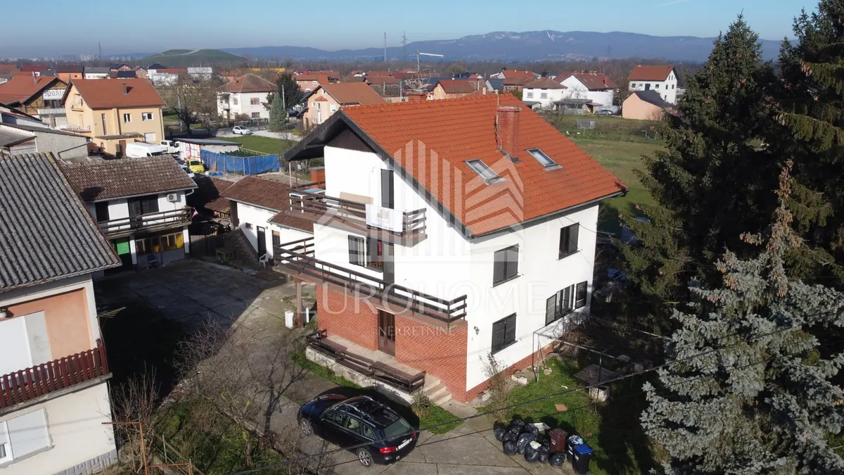 Kuća - Velika Gorica - Okolica, 400m2