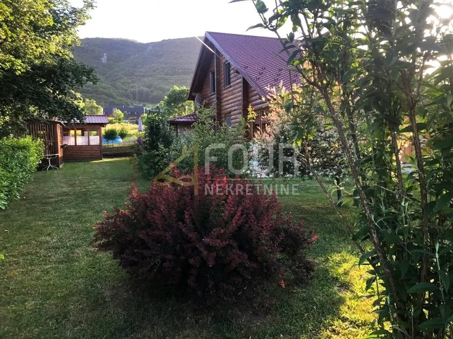 Kuća - Plitvička Jezera, 180m2