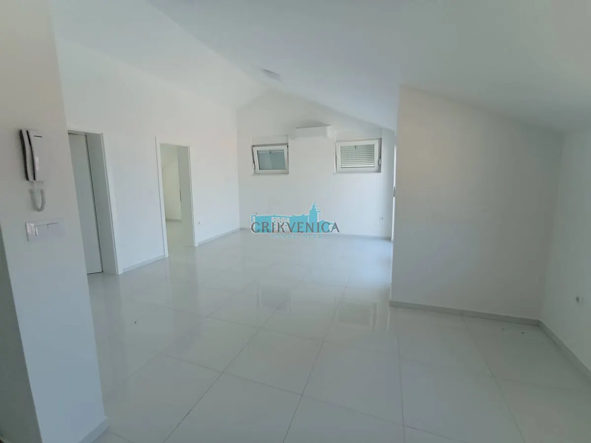Stan - Crikvenica, 105.7m2