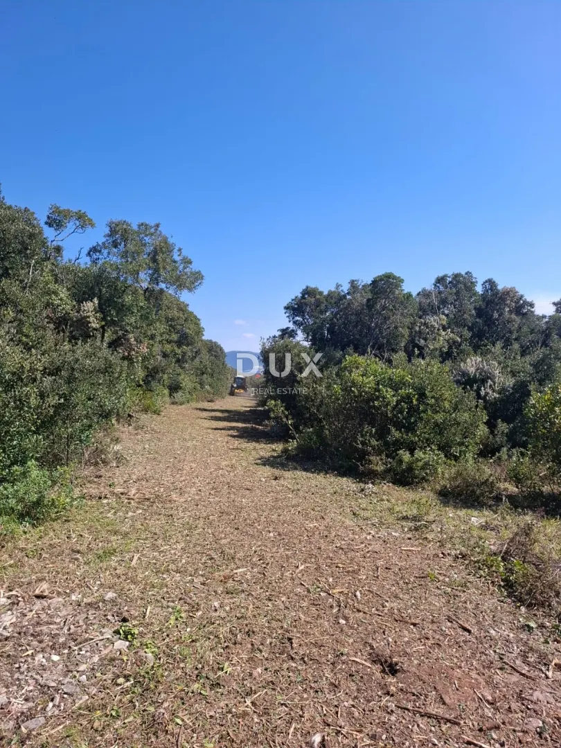 Zemljište - Marčana, 550m2
