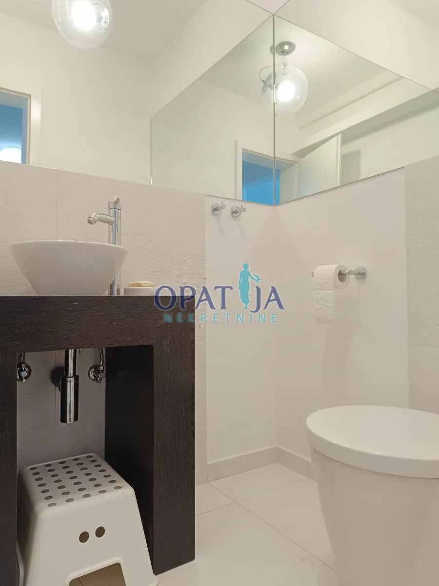 Stan - Opatija, 98.02m2