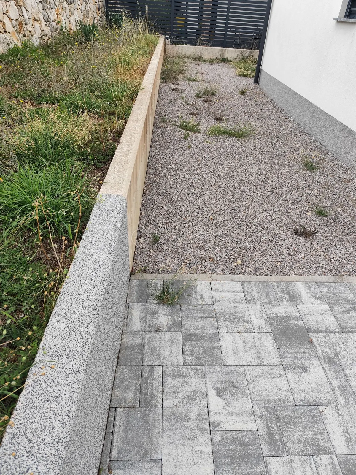 Kuća - Dobrinj, 210m2