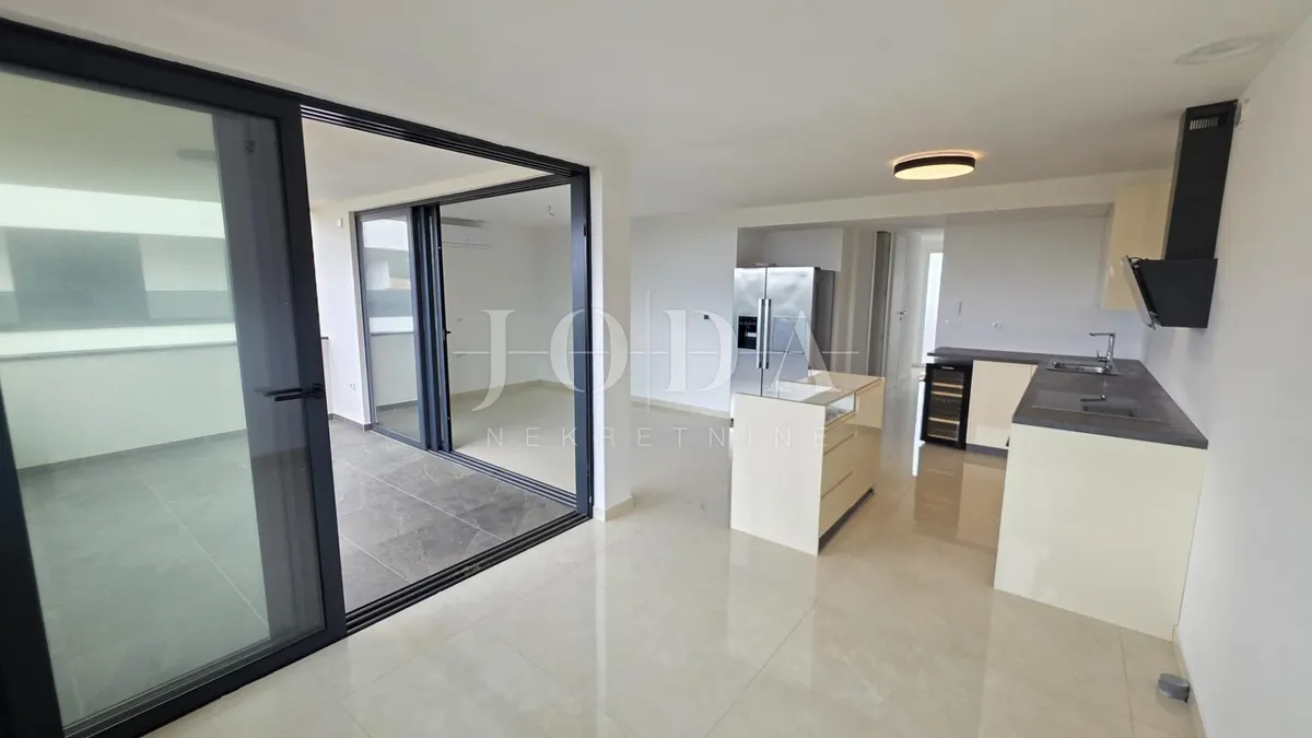 Apartment - Krk, 200m2