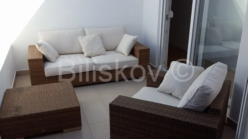 Stan - Sutivan, 181m2
