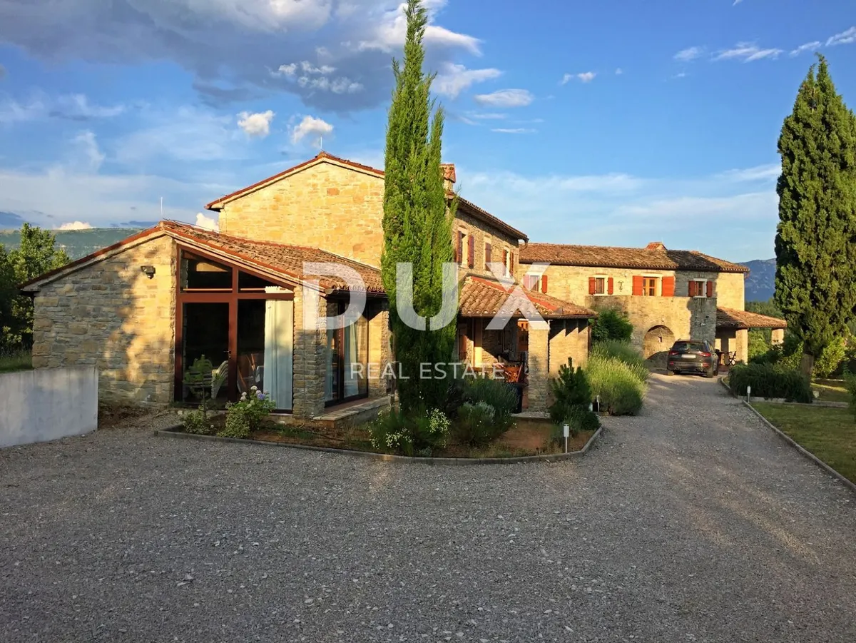 Kuća - Labin, 300m2