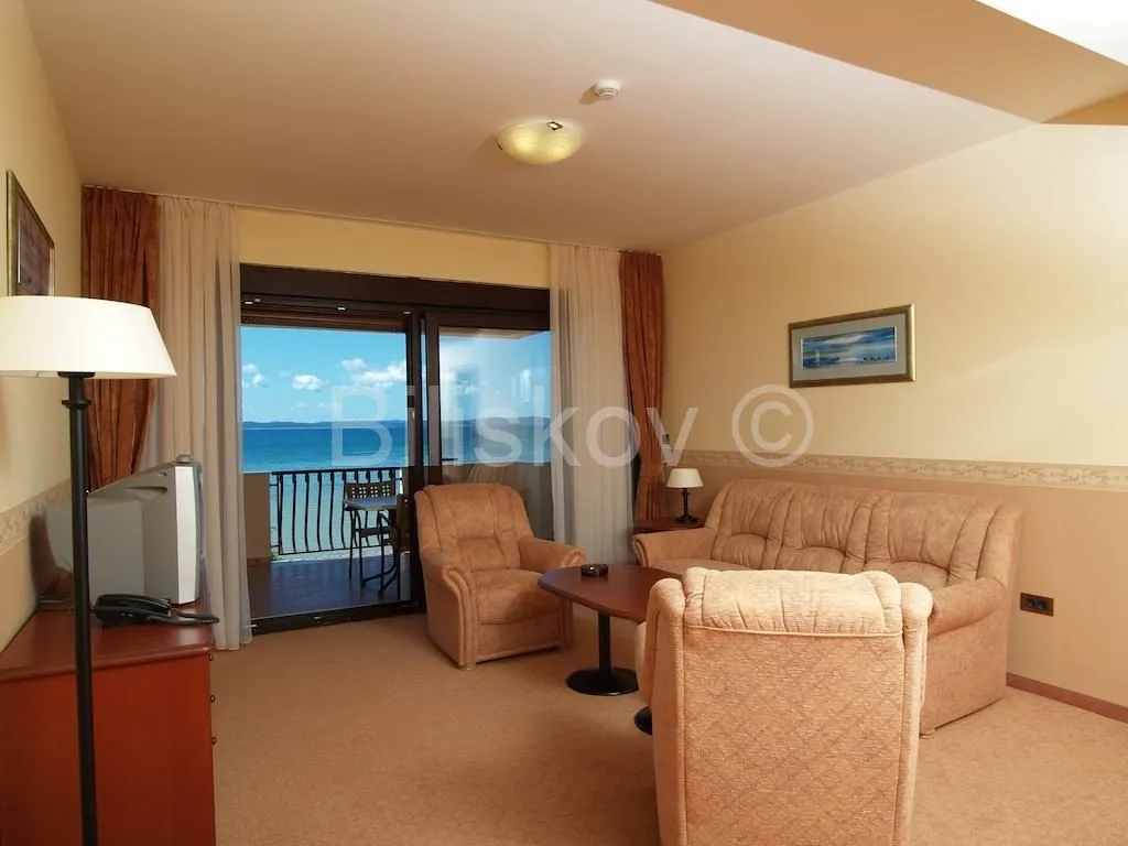 Poslovni Prostor - Privlaka, 607m2