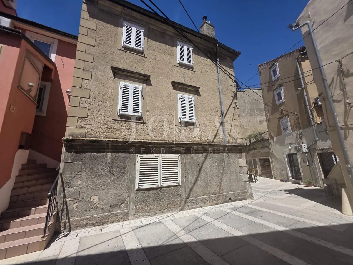 House - Senj, 192.54m2
