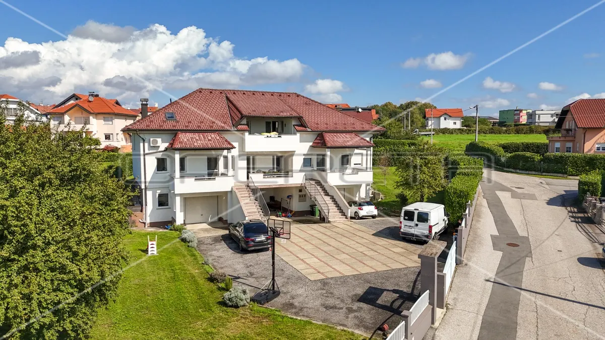 Kuća - Tupekova, Sesvete, Zagreb, 632m2