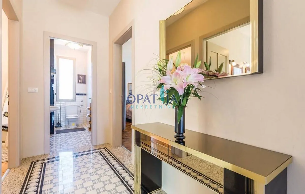 Kuća - Opatija - Okolica, 262m2