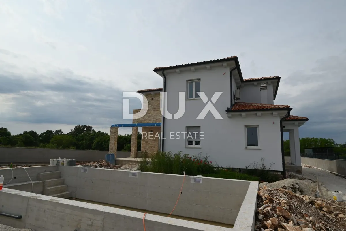 Kuća - Kanfanar, 360m2