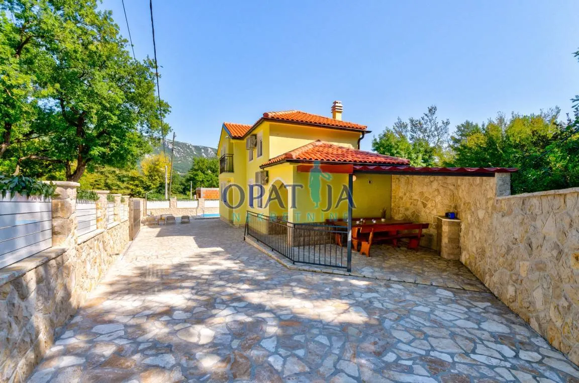Kuća - Vinodolska Općina, 122m2