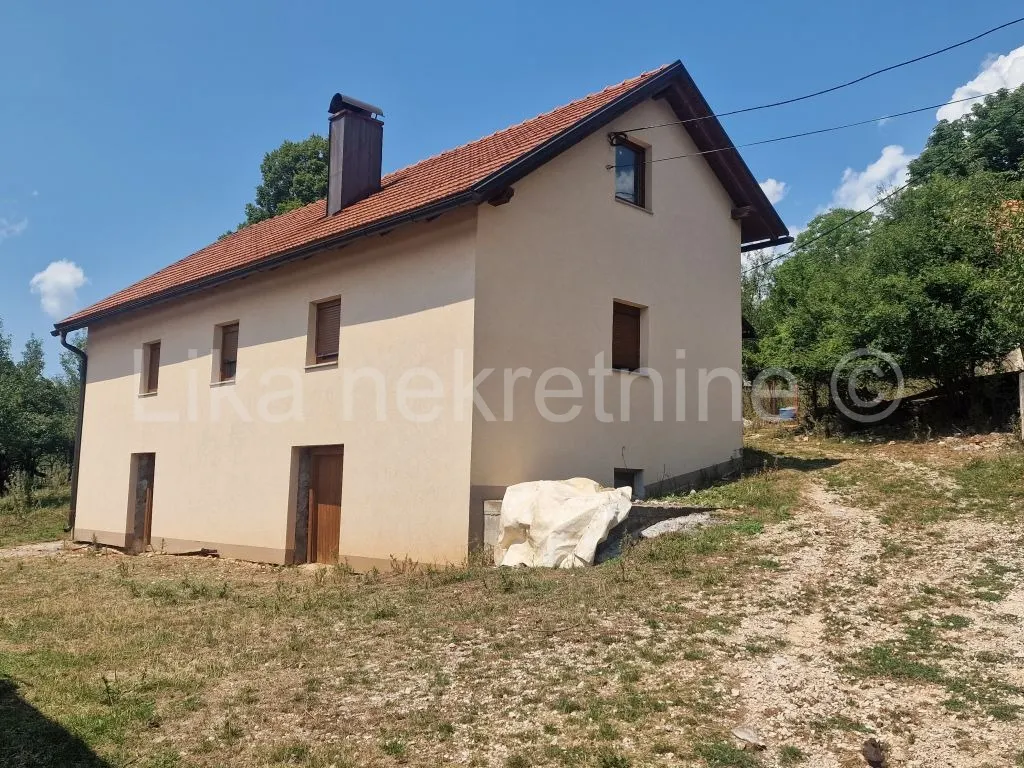 House - Otočac, 150m2