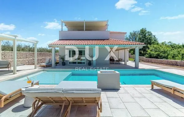 Kuća - Barban, 322.65m2