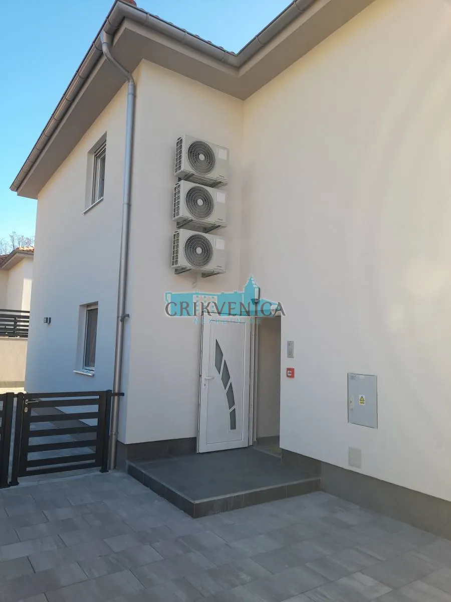 Stan - Vinodolska Općina, 82m2