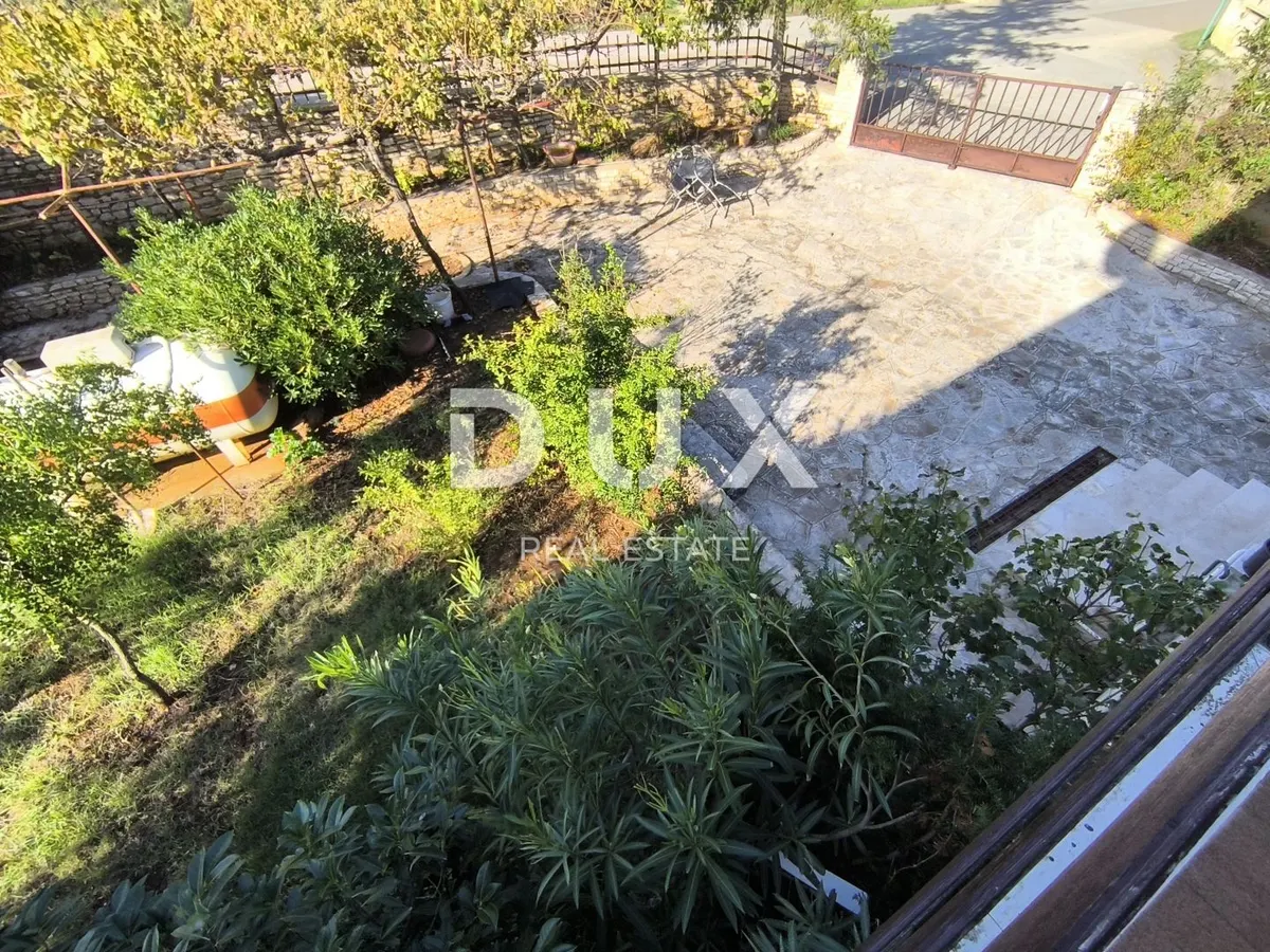 Apartment - Pula, 202m2