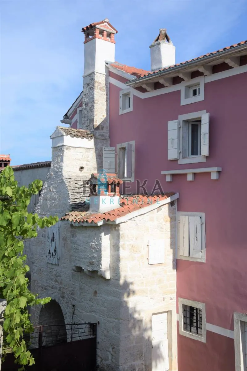 Kuća - Tinjan, 234m2