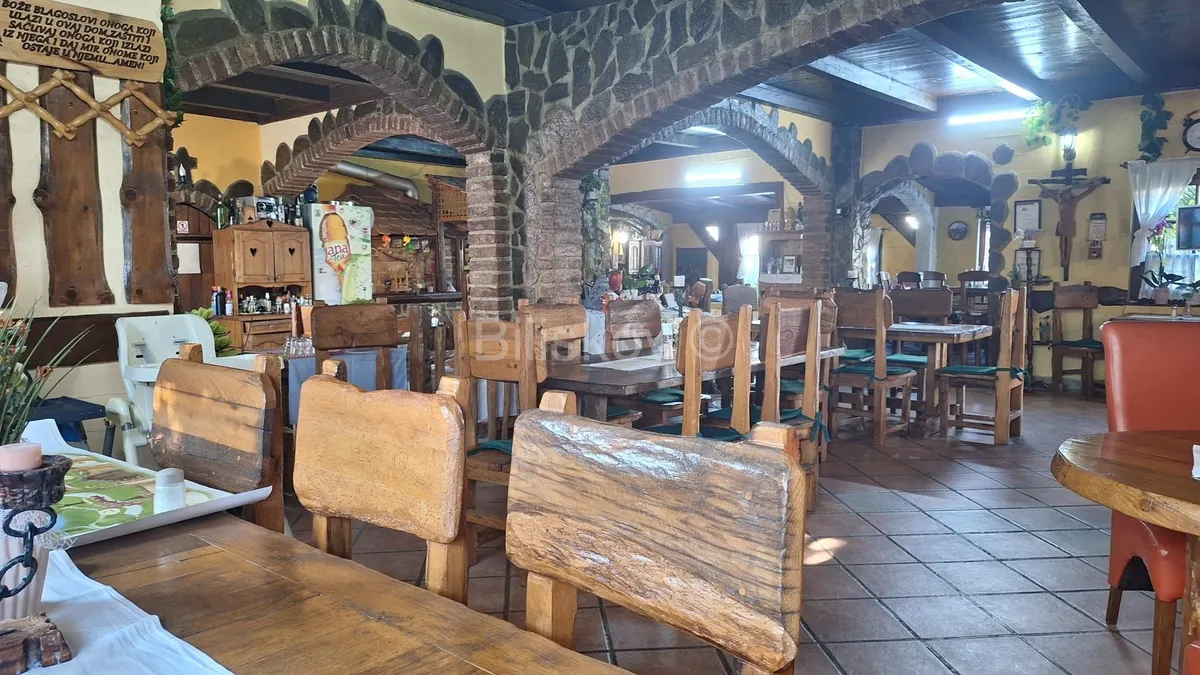 Poslovni Prostor - Klanjec, 1150m2