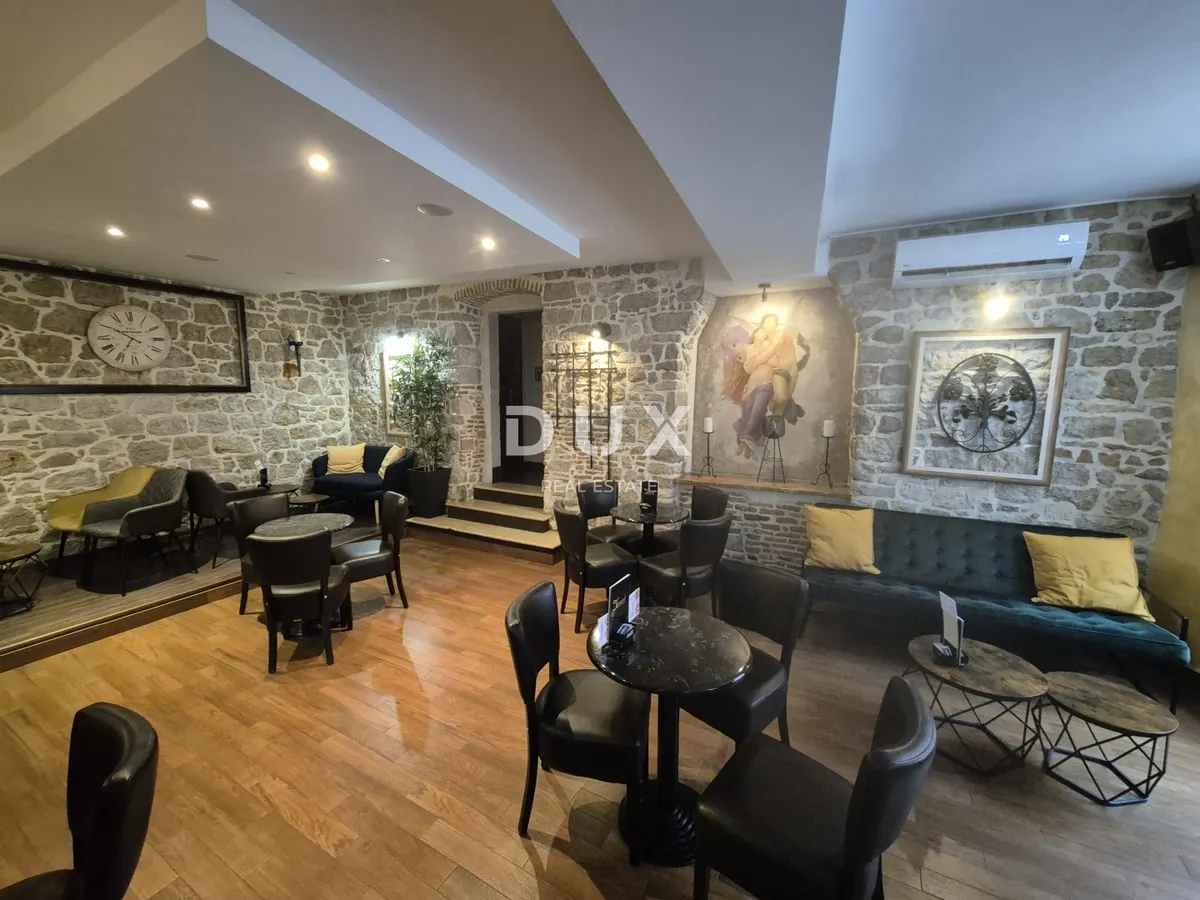 Poslovni Prostor - Rovinj, 152m2