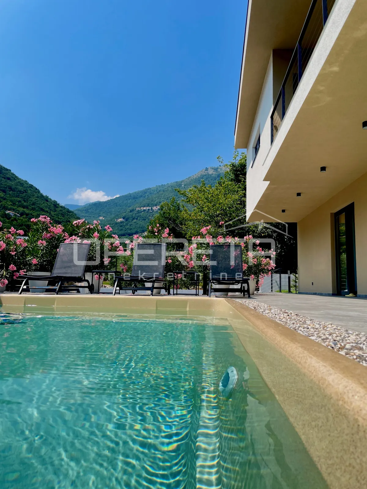 Kuća - Mošćenička Draga, Mošćenička Draga, Mošćenička Draga, 240m2