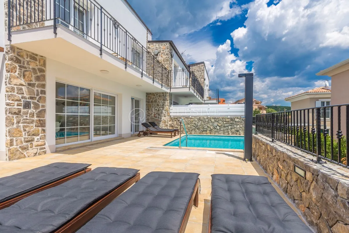 House - Krk, 121m2