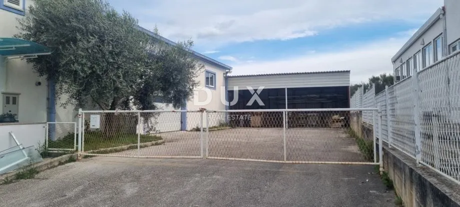 Poslovni Prostor - Zadar, 500m2