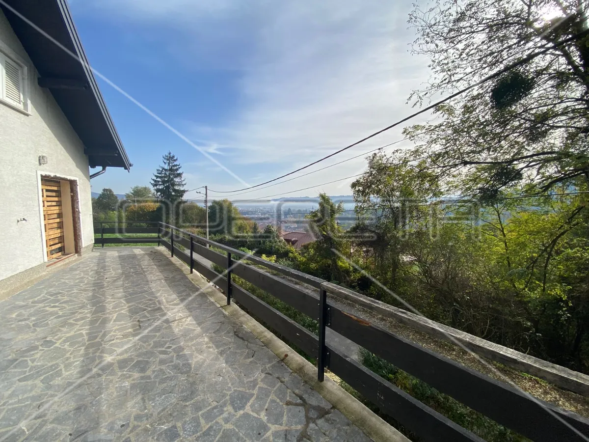 Kuća - Ulica Vladimira Kirina, Samobor, Samobor, 207m2