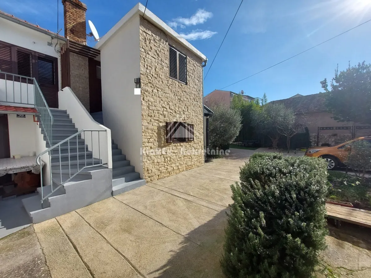 Kuća - Šibenik, 178.5m2