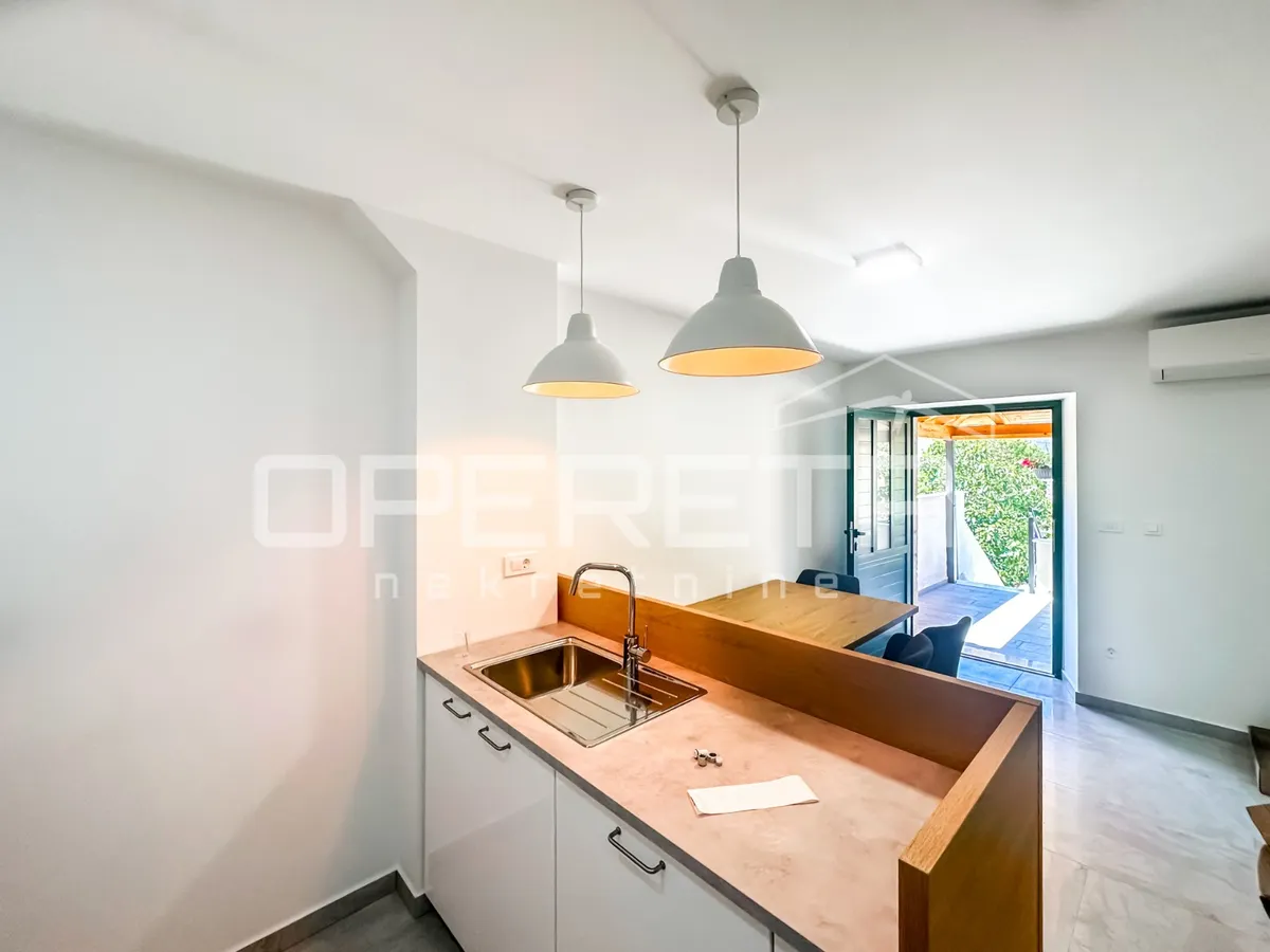 Kuća - Stjepana Radića, Šibenik, Šibenik, 200m2