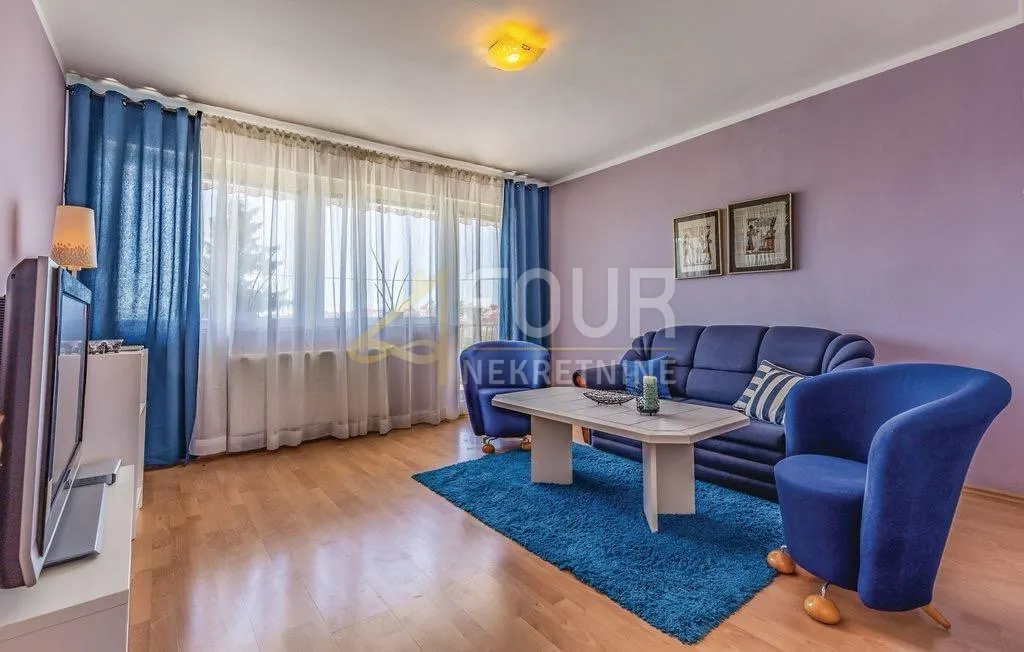 Kuća - Pula, 226m2