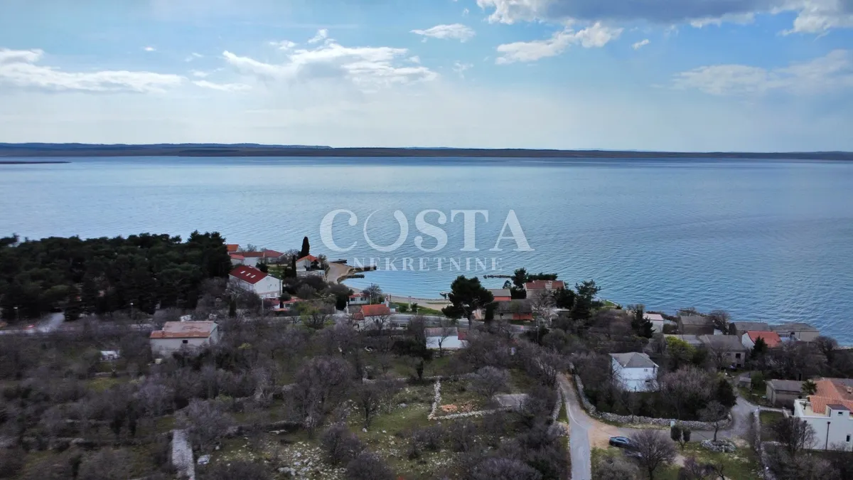 Zemljište - Starigrad, 1118m2