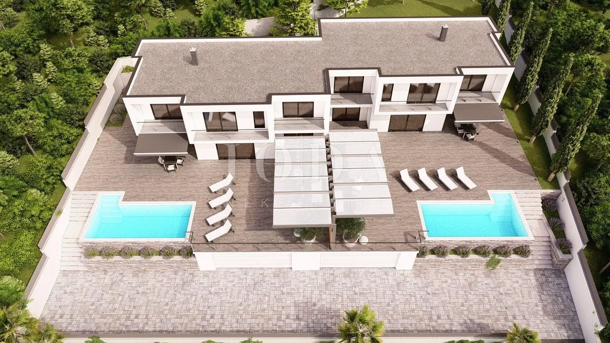 House - Crikvenica, 456m2
