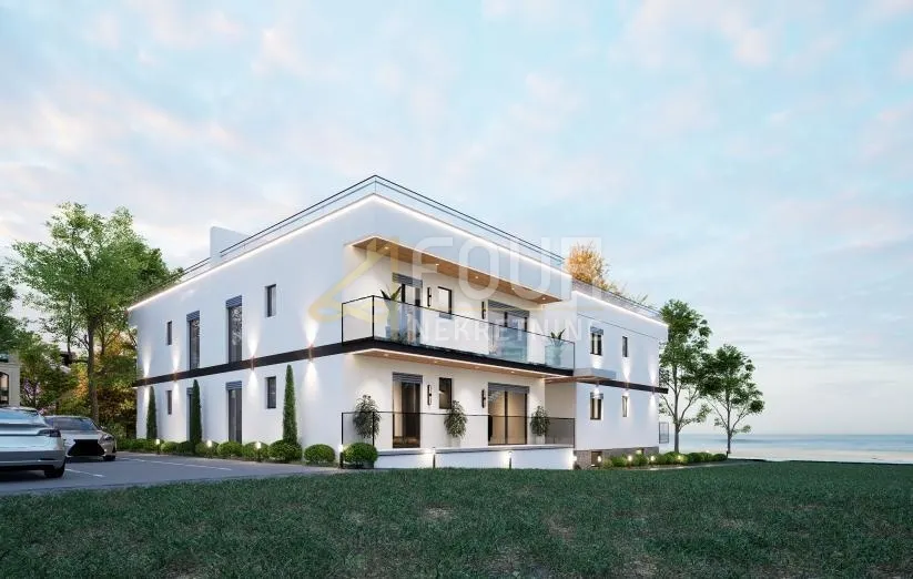 Stan - Umag, 66m2
