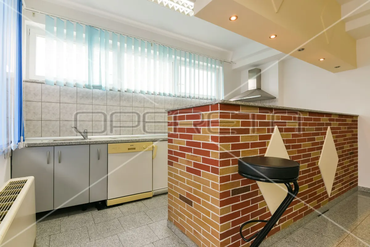 Ured - Hrastovička, Novi Zagreb - zapad, Zagreb, 450m2