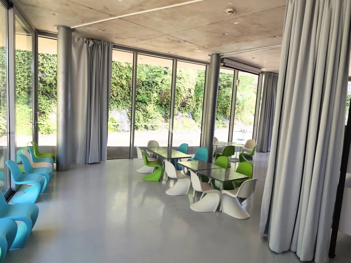 Poslovni Prostor - Šibenik, 104m2